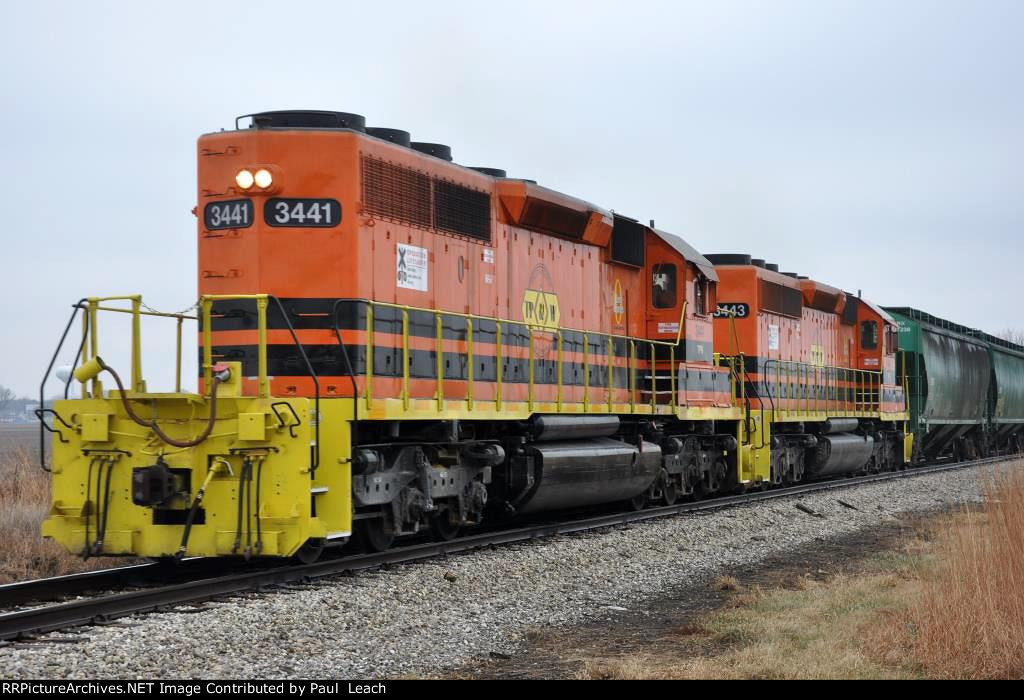 Grain train crawls west